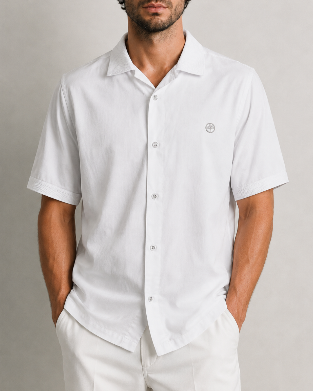 Camisa Hombre Manga Corta con Cuello y Terminaciones de Manga Tejidas