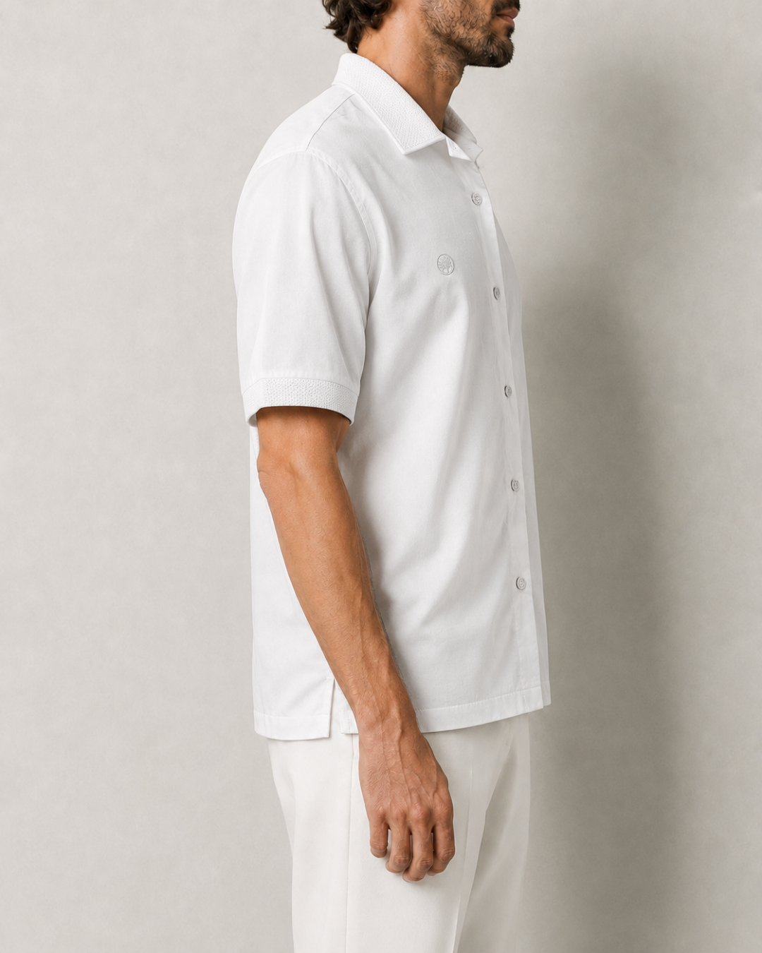 Camisa Hombre Manga Corta con Cuello y Terminaciones de Manga Tejidas