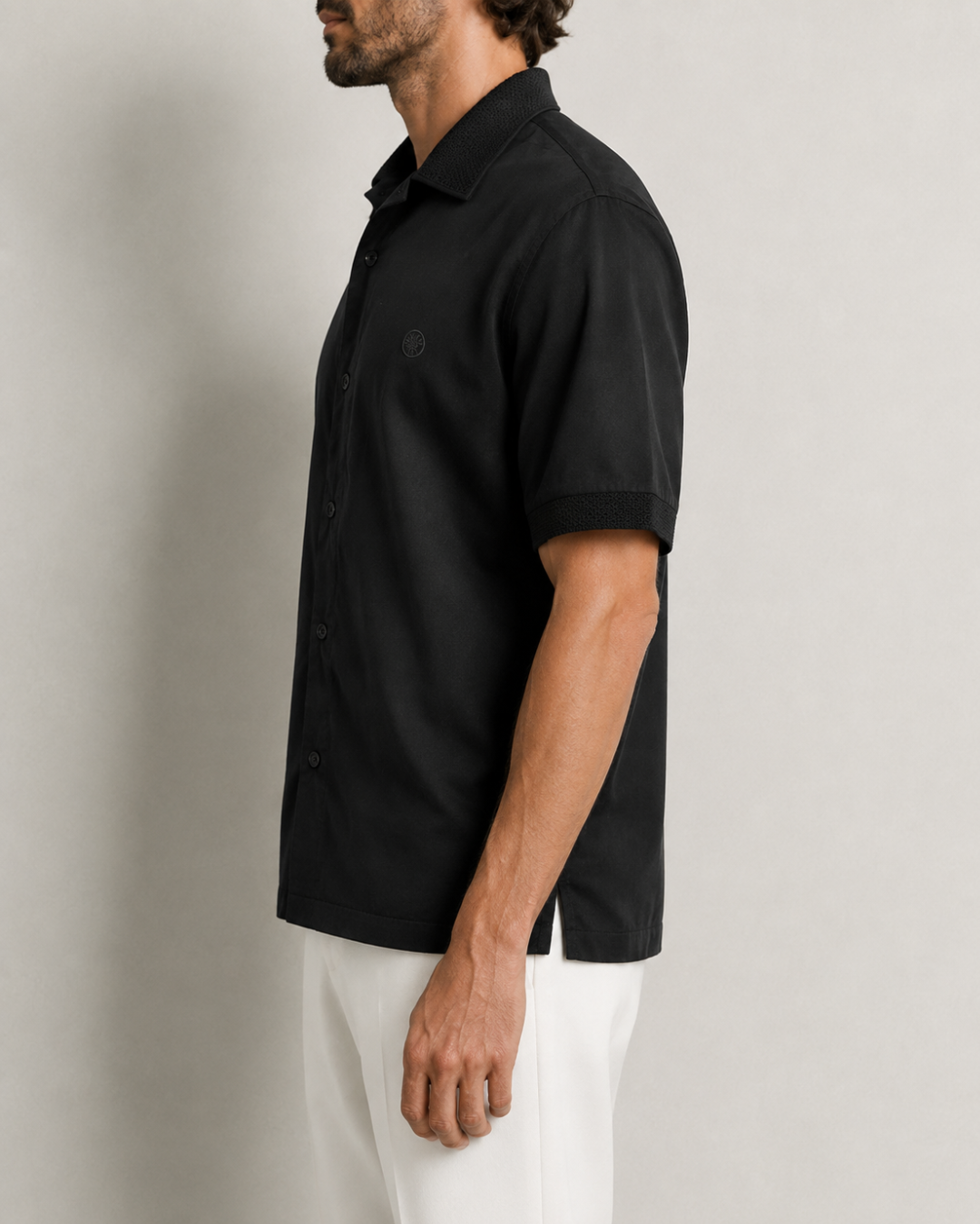 Camisa Hombre Manga Corta con Cuello y Terminaciones de Manga Tejidas
