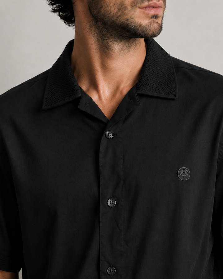 Camisa Hombre Manga Corta con Cuello y Terminaciones de Manga Tejidas