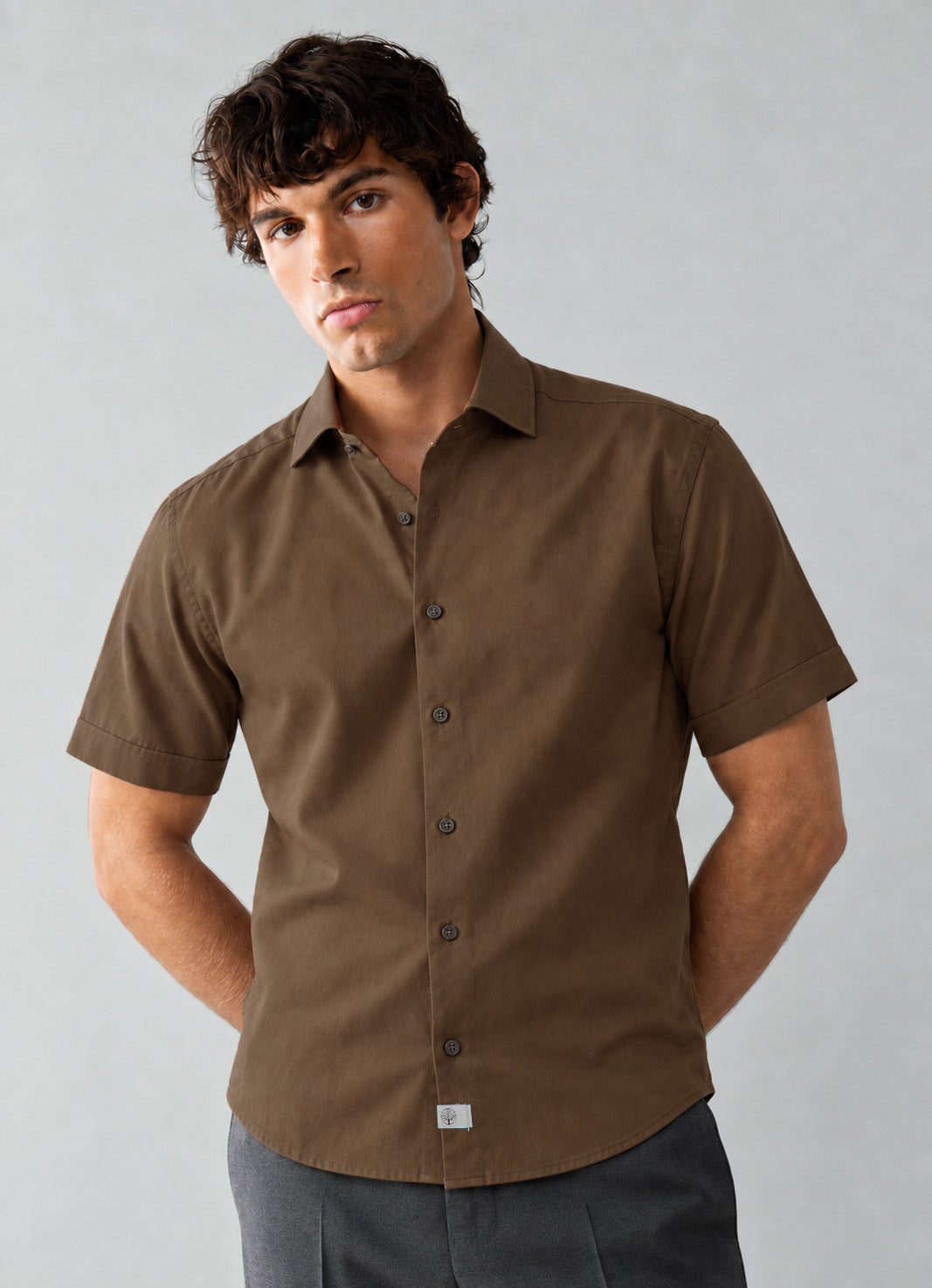 Camisa de manga corta para hombre en viscosa básicos