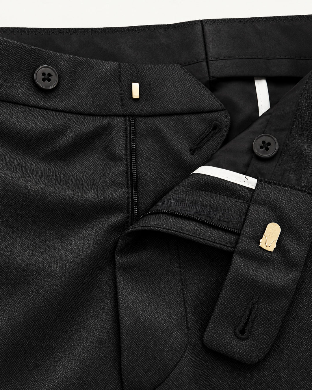 Traje formal para hombre con micro diseño y brillo sutil