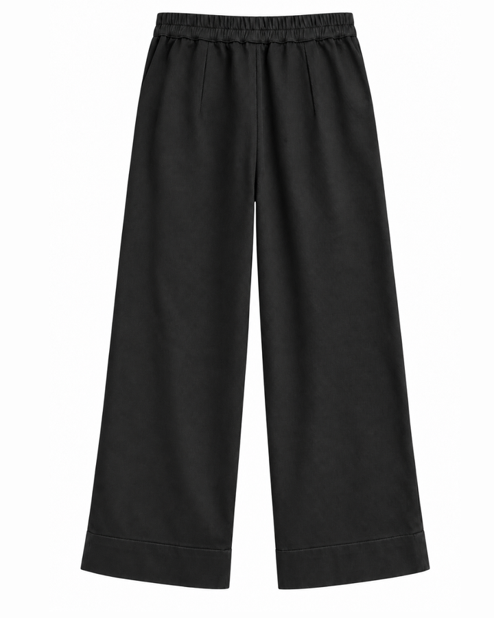 Conjunto Mujer con Textura Diagonal y Diseño Asimétrico