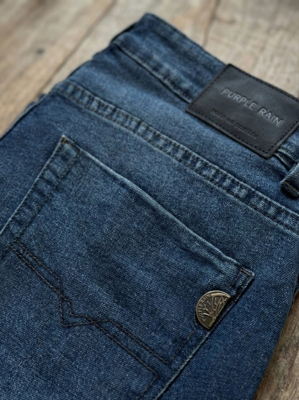 Jean Atlas Petróleo – Fit Contemporáneo - Purple Rain