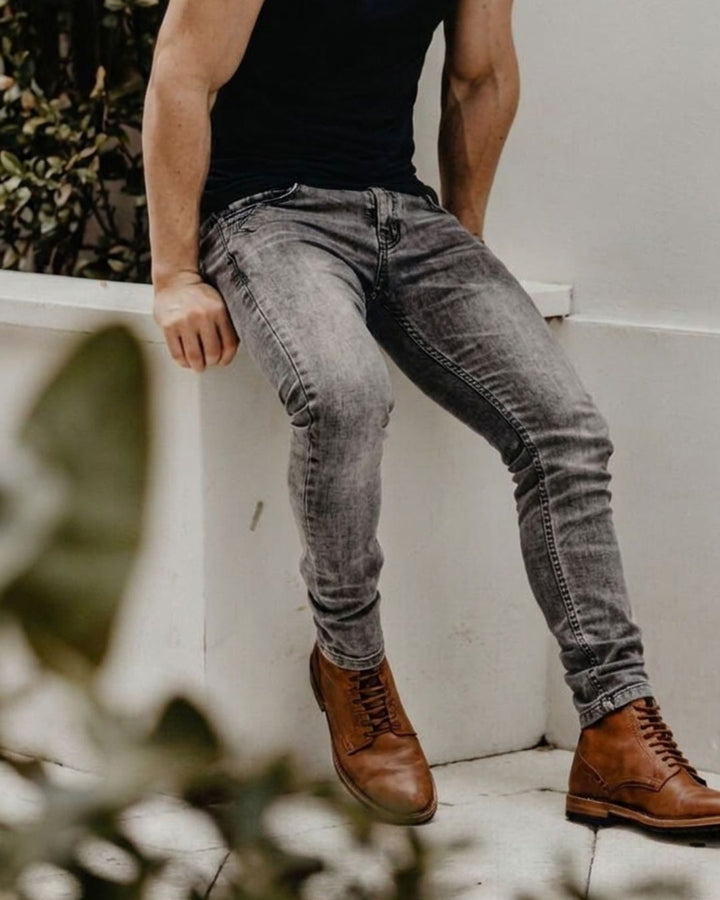Jean Hombre Skinny Gris Clásico