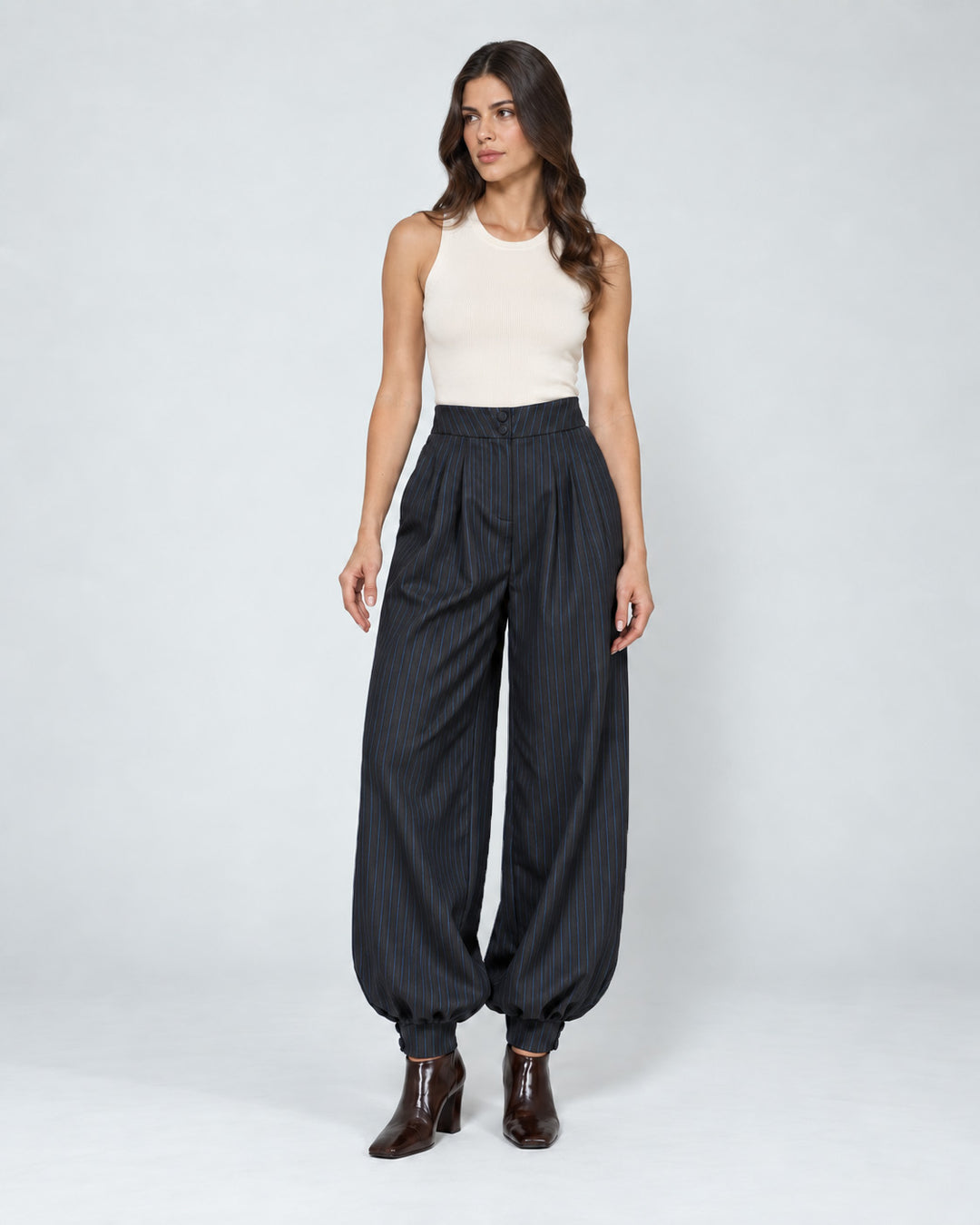 Pantalón Balloon de Mujer en Raya Tiza