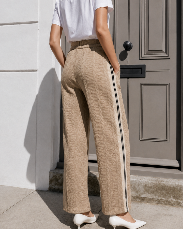 Pantalón Dama · Punto Trenzado con Cinta Lateral
