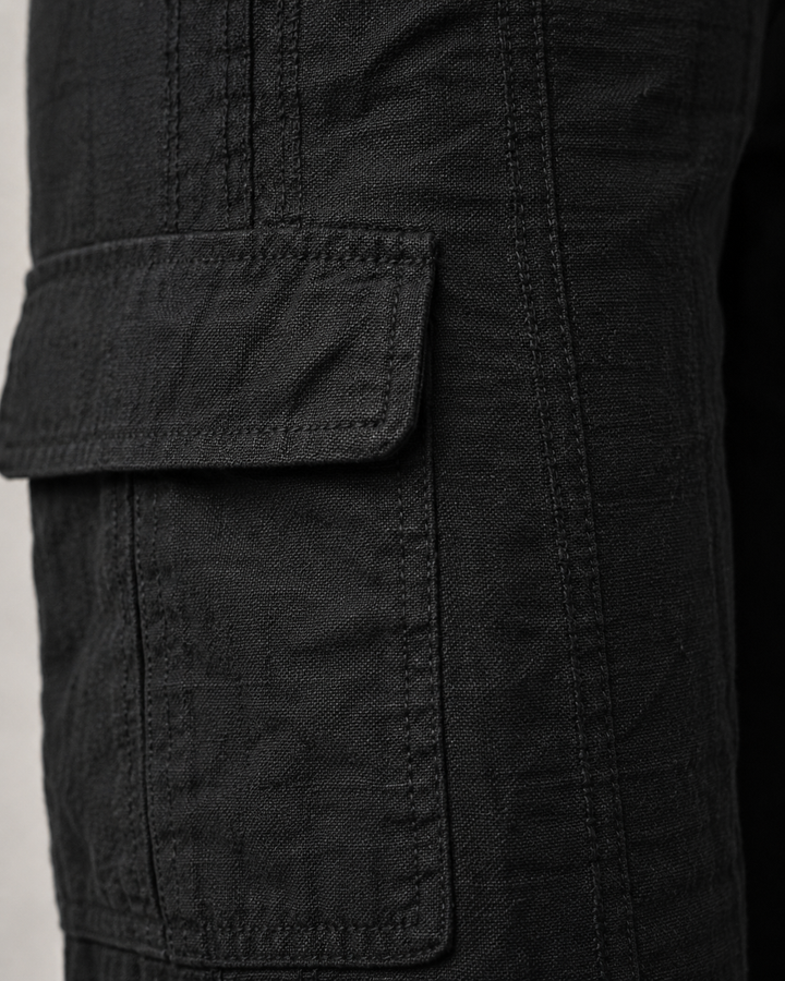 Pantalón de líneas limpias