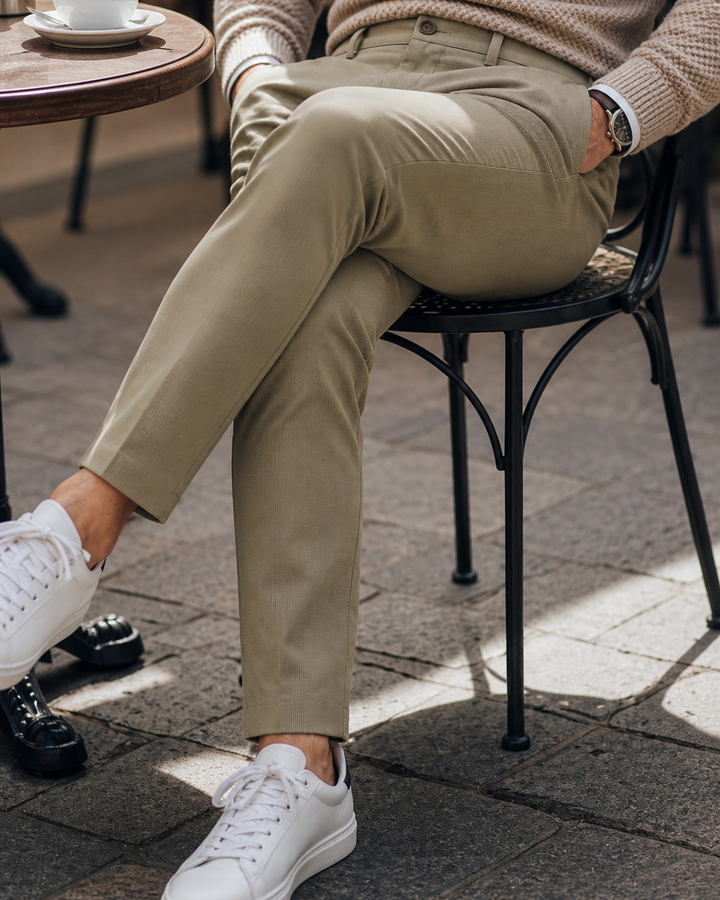 Drill, excelente horma, alta durabilidad, versatilidad de estilos, atemporal, formal, pantalón skinny, diseño minimalista, ajuste cómodo y durable, alta resistencia.
