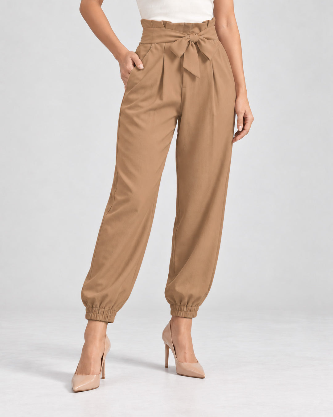 Pantalón jogger de mujer tiro alto con lazo terracota