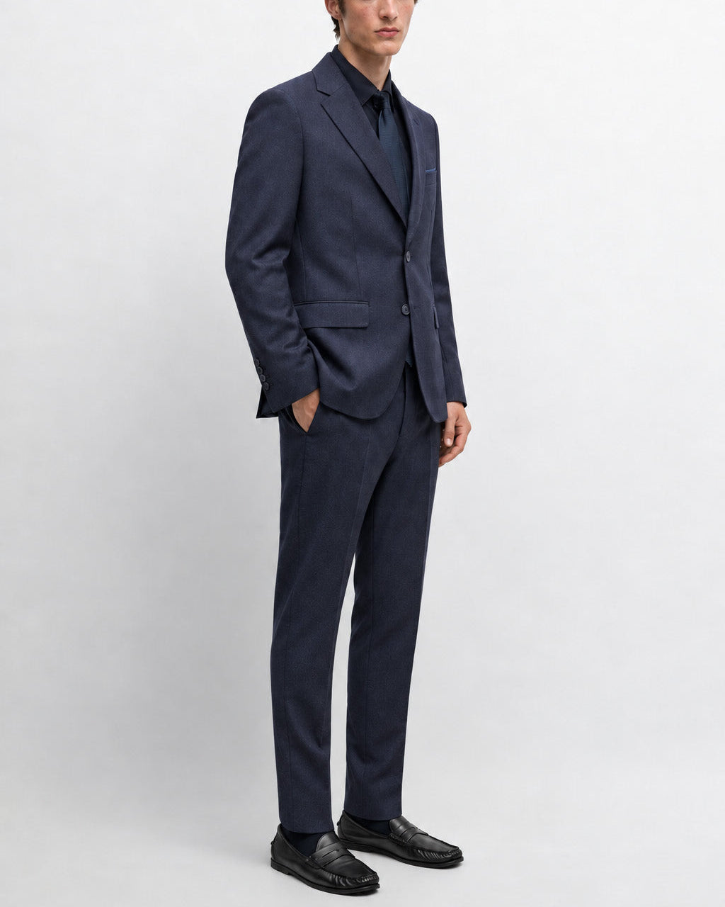 Traje Hombre Premium Azul Oscuro con Coderas