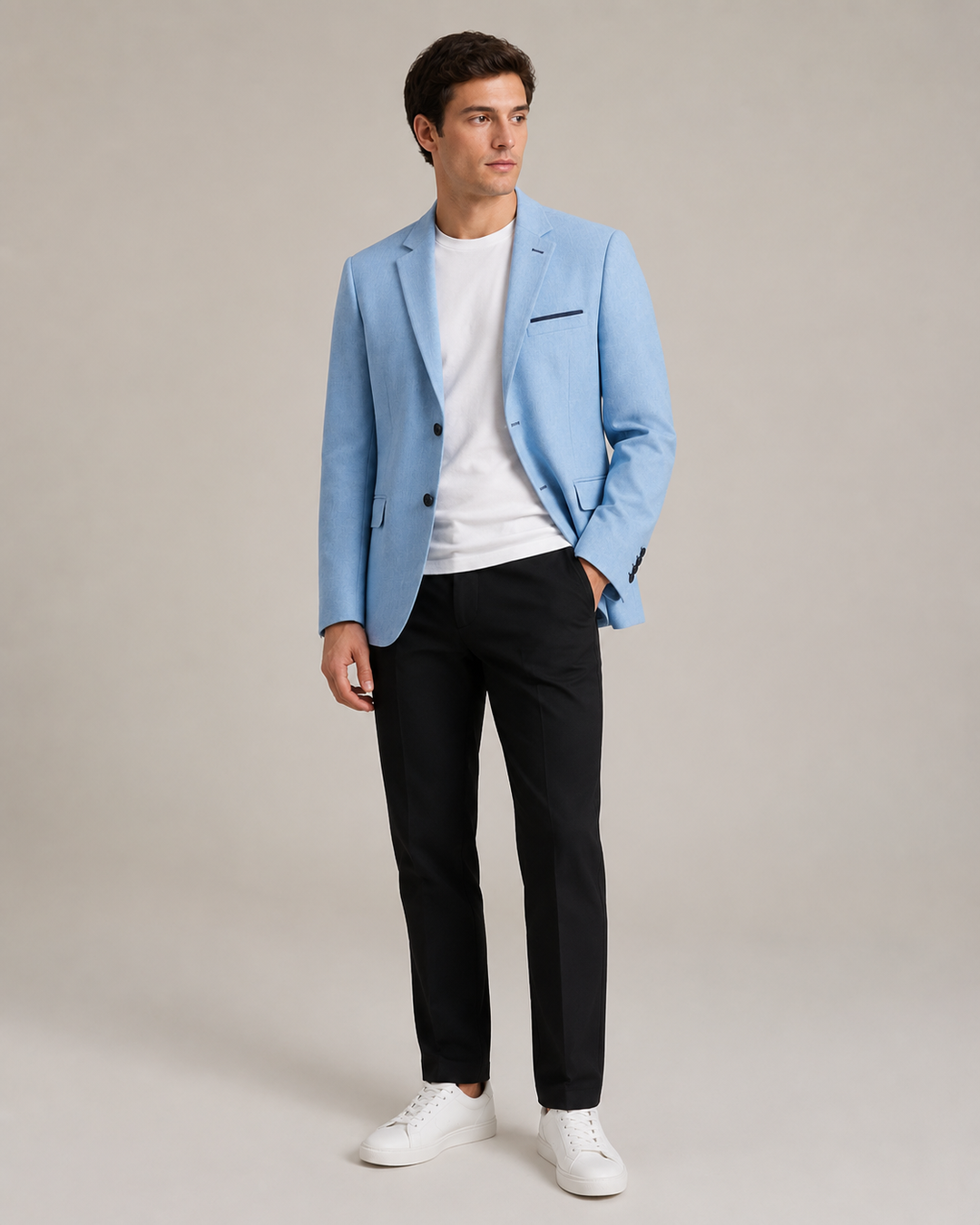 Blazer Hombre tipo paño Azul cielo con coderas.