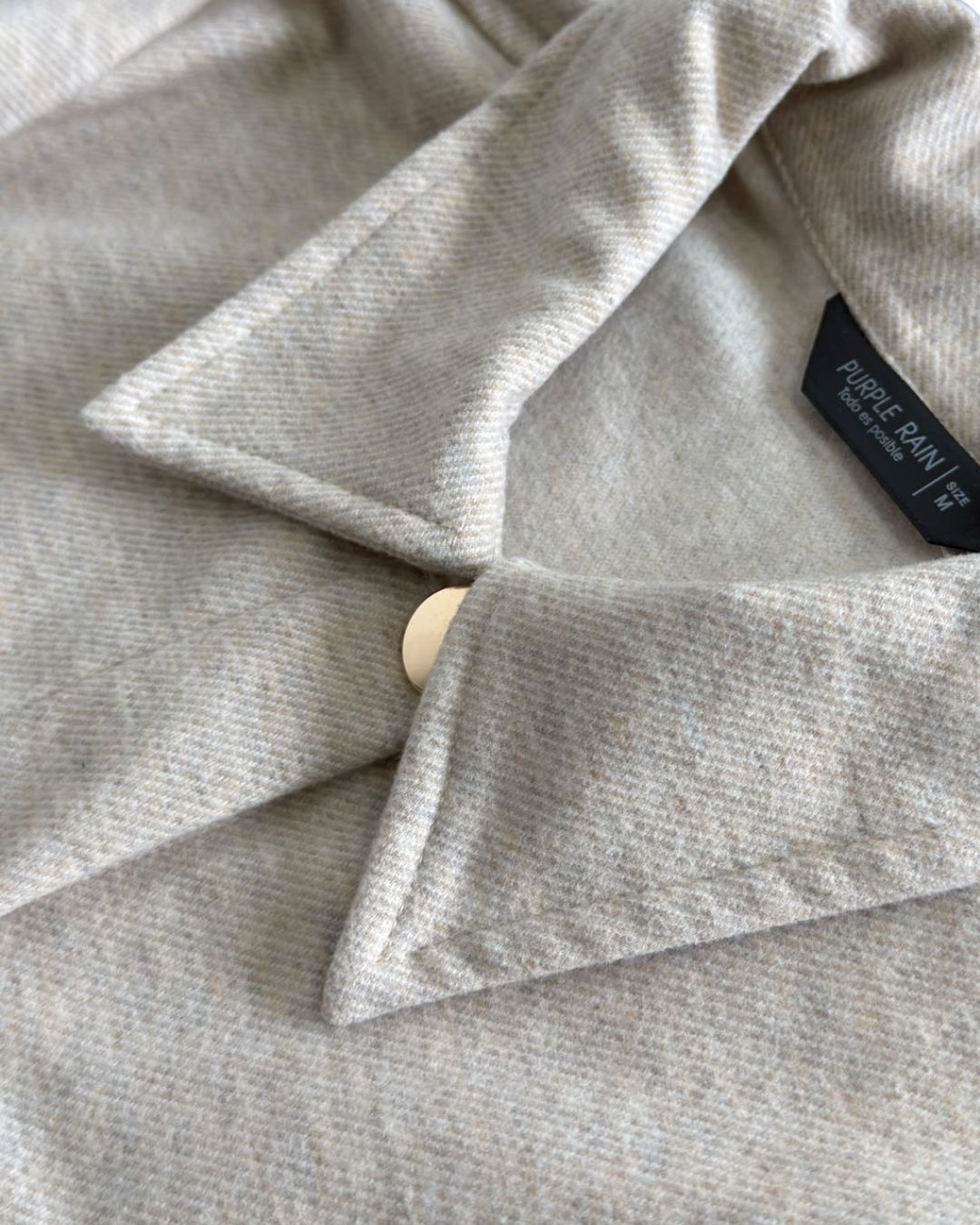 Chaqueta Dama Cropped de Corte Recto Texturizada
