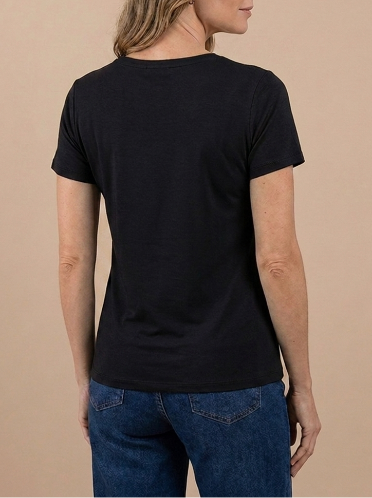 Camiseta estampada Dios esta obrando, todo el posible