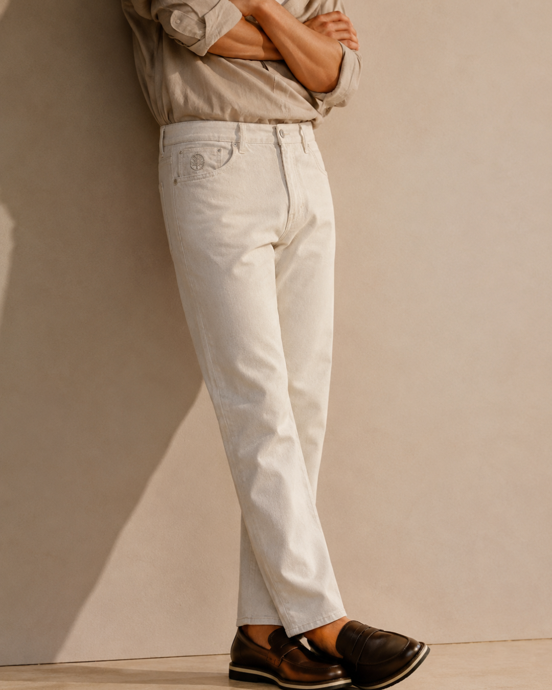 Pantalón para hombre color beige de corte recto en tela drill, estilo casual elegante Purple Rain