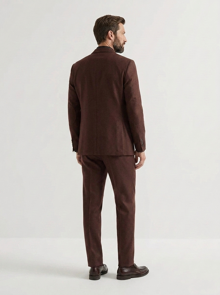  trajes hombre, trajes elegantes, ropa formal masculina, pantalón para oficina hombre, pantalón para eventos hombre y pantalón old money hombre.
