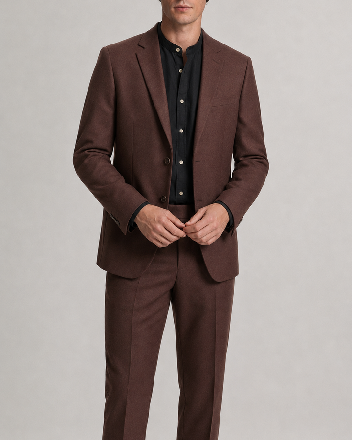  trajes hombre, trajes elegantes, ropa formal masculina, pantalón para oficina hombre, pantalón para eventos hombre y pantalón old money hombre.
