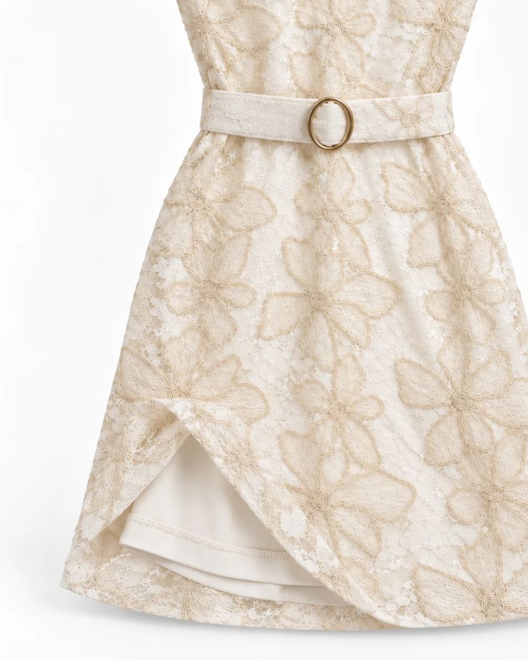 Vestido Corto Dama en Encaje Floral Texturizado con Cinturón – Marfil